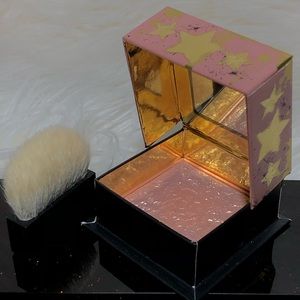 Benefit blush